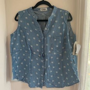 4our dreamers button up V-neck jean shirt